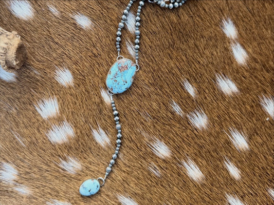 Classy cowgirl lariat