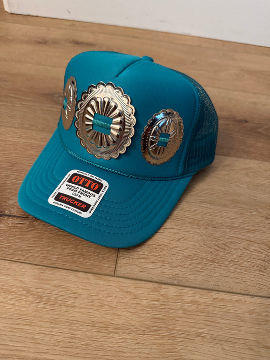 Multiple colors available -The big conch